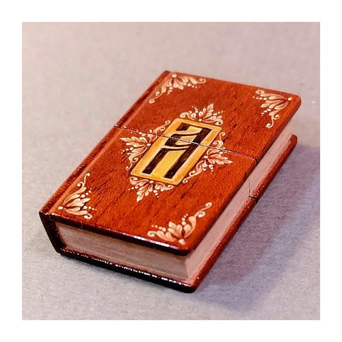 Флешка-книжечка деревянная с гравировкой