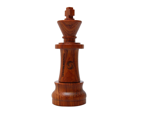 Флешка Деревянная Шахматы Король "Chess King" F25 красный 256 Гб