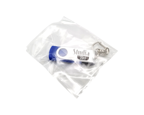 Флешка Пластиковая Твистер "Twister" S215 синий, гравировка с чернением 1+1